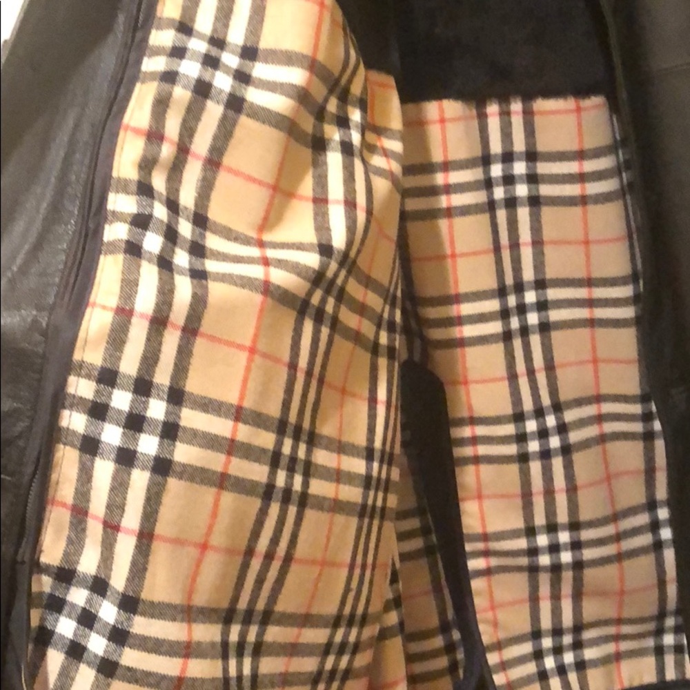 Extremely Rare Vintage Burberry Coat - Picture 2 of 10